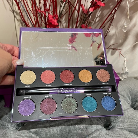 ✨Urban Decay After Dark Eyeshadow Pallet✨ - Picture 5 of 7